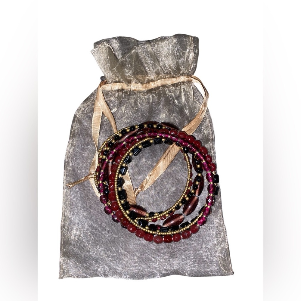 BOHO NWOT PLUM COLORED COIL BRACELET